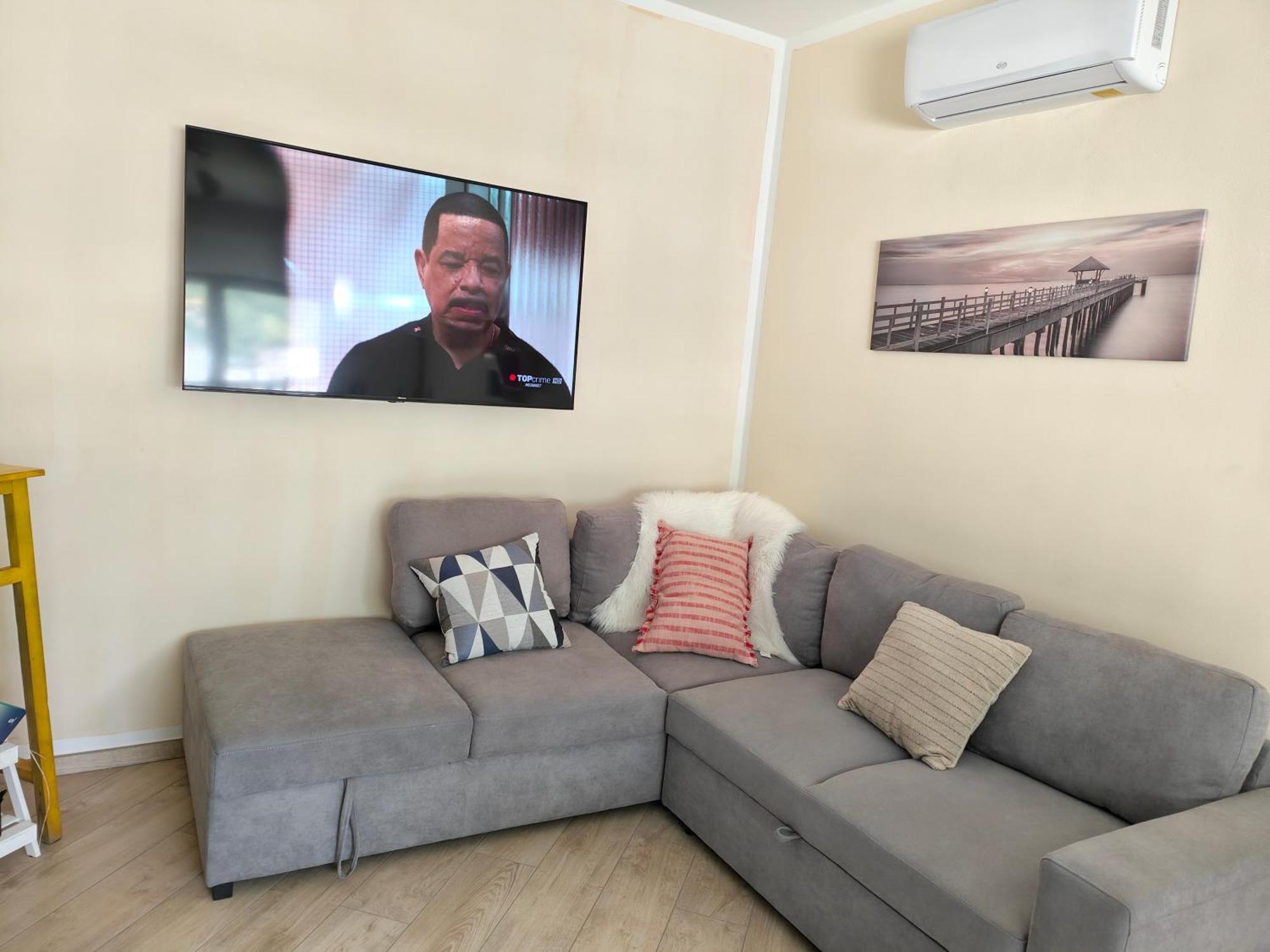 Alfiume B Daire Tirano Dış mekan fotoğraf
